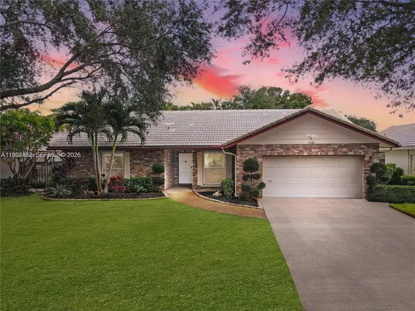 $580,000 | 7101 Northwest 40th Street, Coral Springs, FL 33065