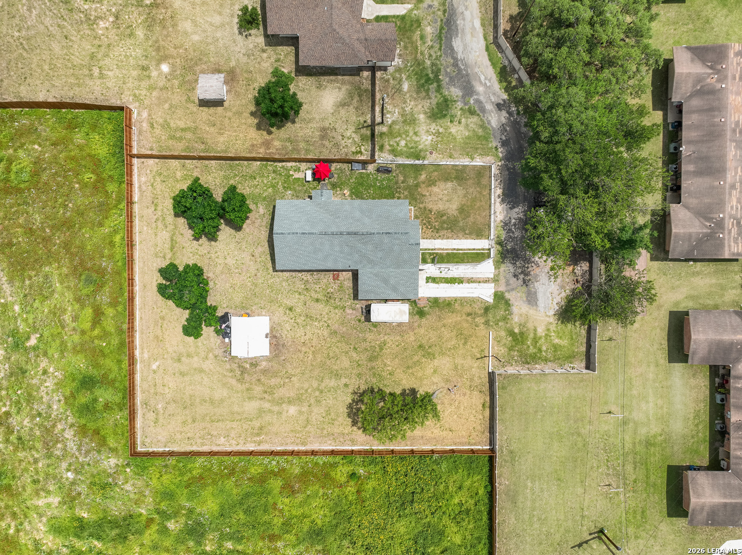 523 B Rossville Road Devine, TX 78016 - Photo 26 of 27