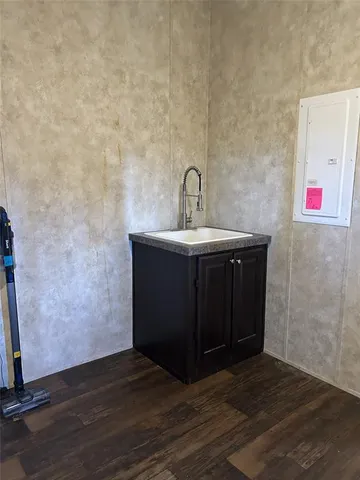 $1,850 | 317 County Road 4790, Boyd, TX 76023