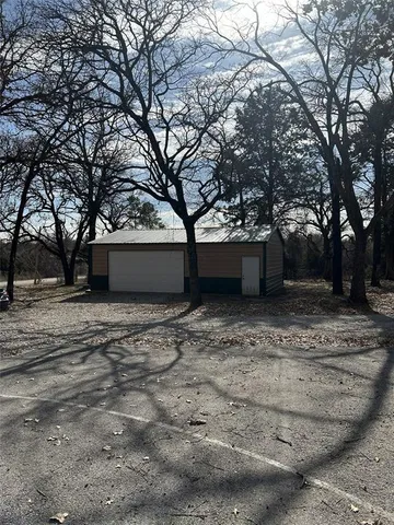 $1,850 | 317 County Road 4790, Boyd, TX 76023