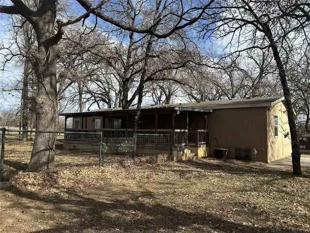 $1,850 | 317 County Road 4790, Boyd, TX 76023