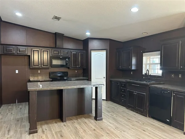 $1,850 | 317 County Road 4790, Boyd, TX 76023