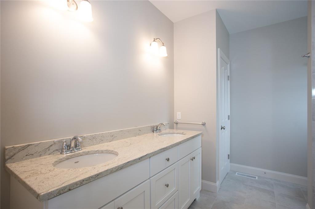 82 Wyman Way Cumberland Center, ME 04021 - Photo 19 of 28 Master bath