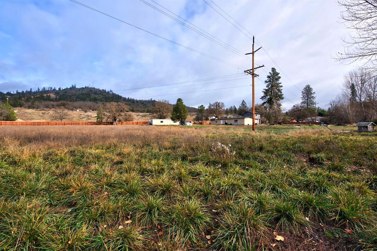 10317 Blackwell Road Central Point, OR 97502 - Photo 3 of 26 Additional Photo