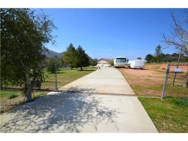 19562 Hidden Glen Road Alpine, CA 91901 - Photo 24 of 25