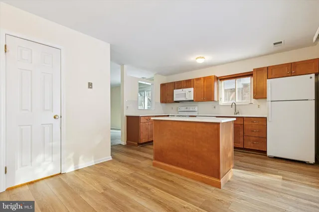 $2,400 | 23 Flintlock Lane, Chesterbrook, PA 19087