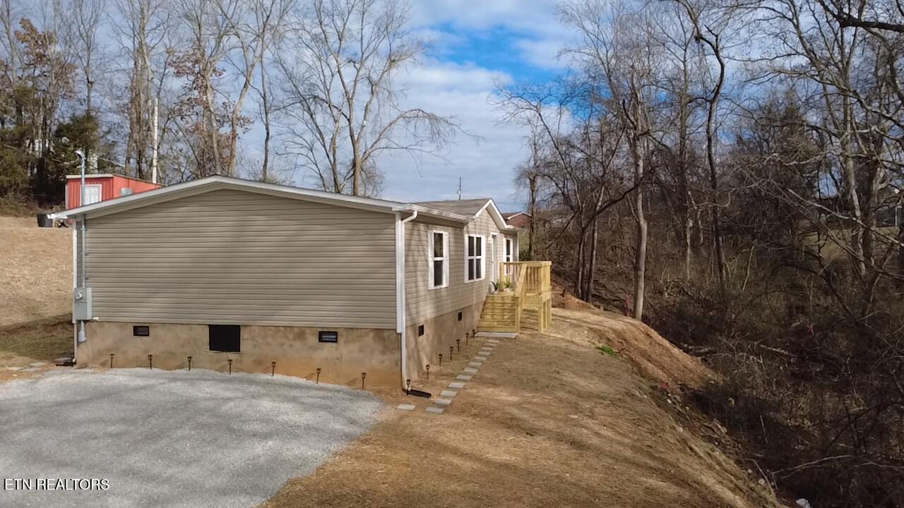 264 Harvest Street Newport, TN 37821 - Photo 2 of 23 2026-01-22-14-23-10-307