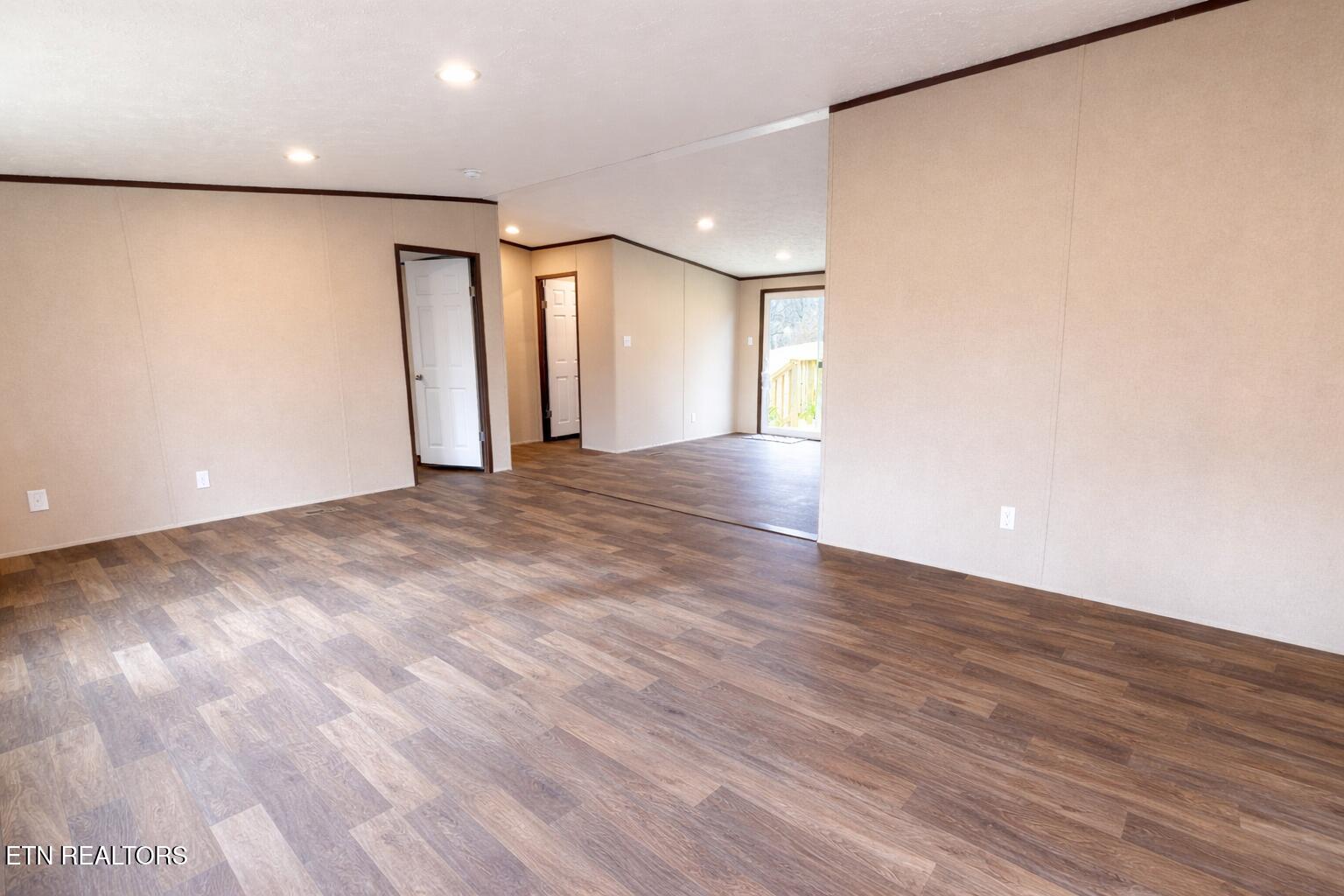 264 Harvest Street Newport, TN 37821 - Photo 4 of 23 6