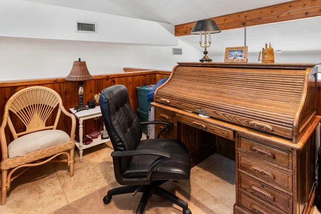 a picture of floor plan