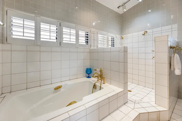 $2,750,000 | 120 Pirates Cove Drive, Marathon, FL 33050