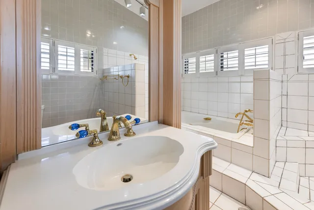 $2,750,000 | 120 Pirates Cove Drive, Marathon, FL 33050