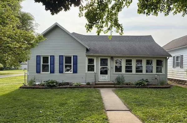 $138,500 | 112 North Jefferson Street, Flanagan, IL 61740