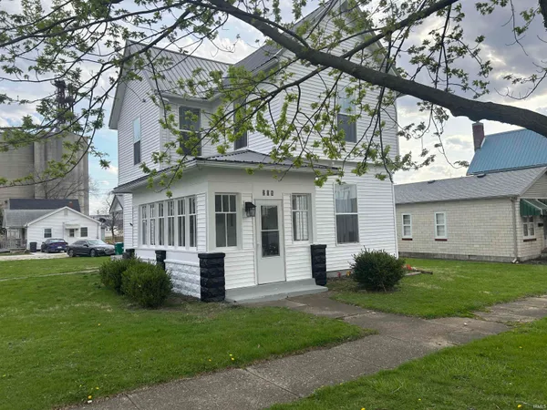 $244,500 | 208 East 6th Street, Fowler, IN 47944