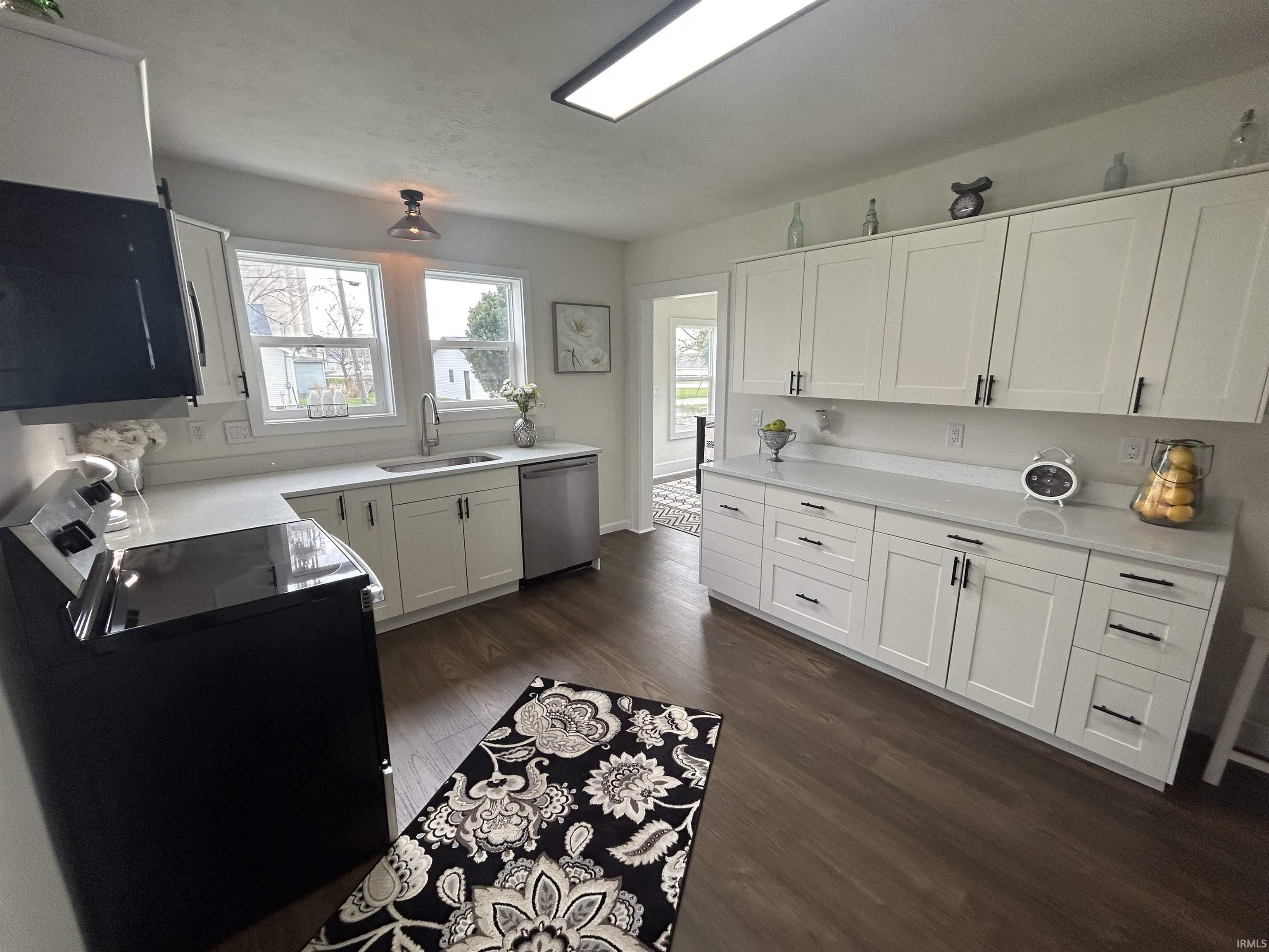 208 East 6th Street Fowler, IN 47944 - Photo 6 of 30