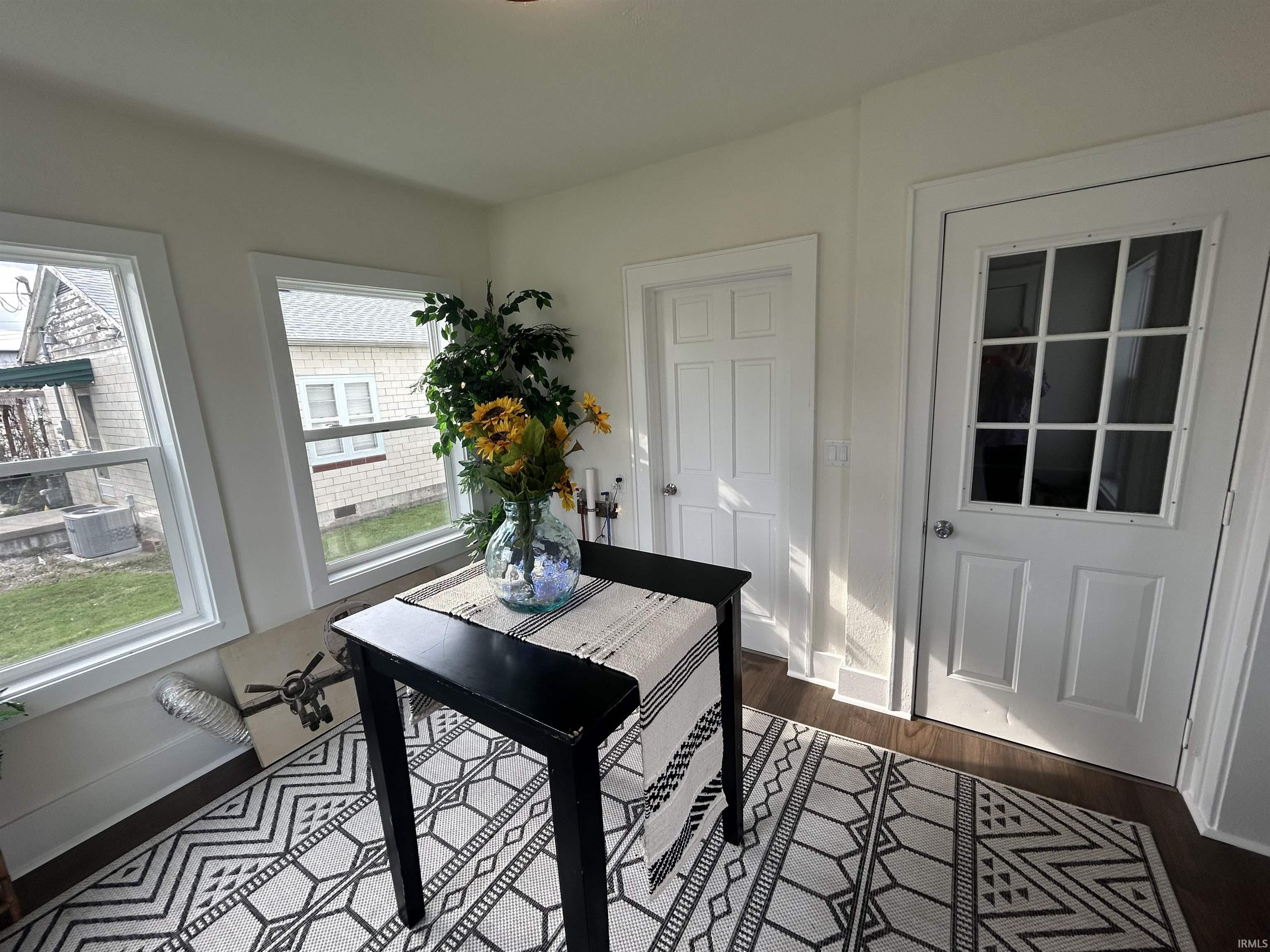 208 East 6th Street Fowler, IN 47944 - Photo 9 of 30