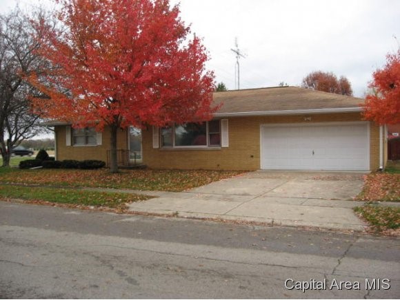 2 Providence Lane Springfield, IL 62711 - Photo 1 of 13