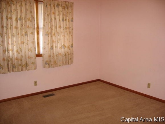 2 Providence Lane Springfield, IL 62711 - Photo 8 of 13