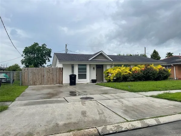 $264,000 | 404 Alpaca Drive, Arabi, LA 70032