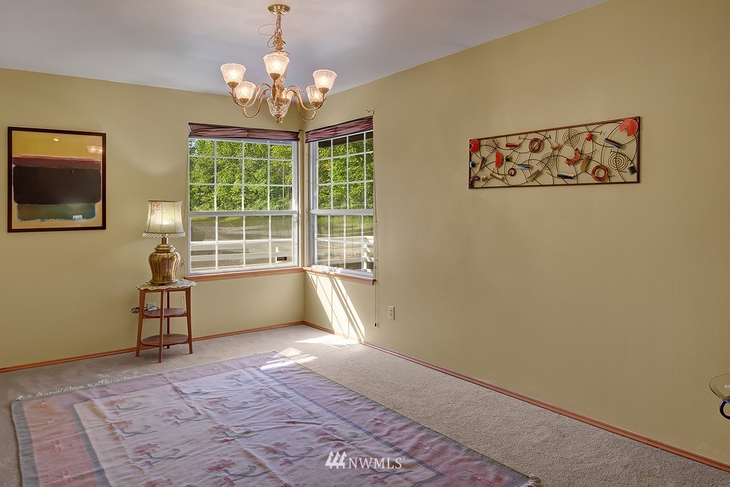 2605 Mill Avenue South Renton, WA 98055 - Photo 6 of 20