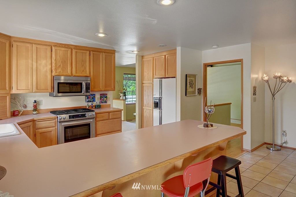 2605 Mill Avenue South Renton, WA 98055 - Photo 8 of 20
