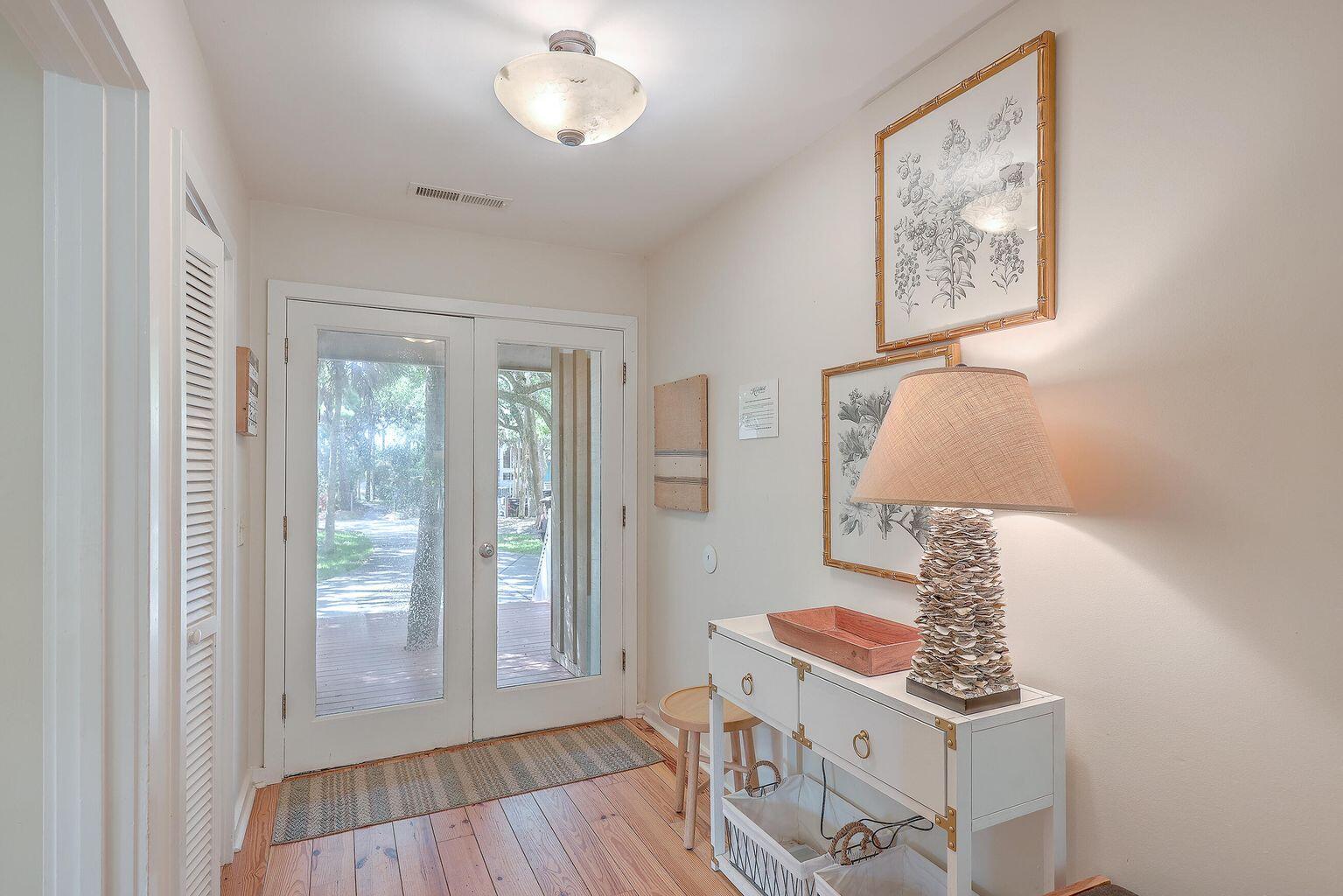 52 Eugenia Avenue Johns Island, SC 29455 - Photo 6 of 32 Entry 2