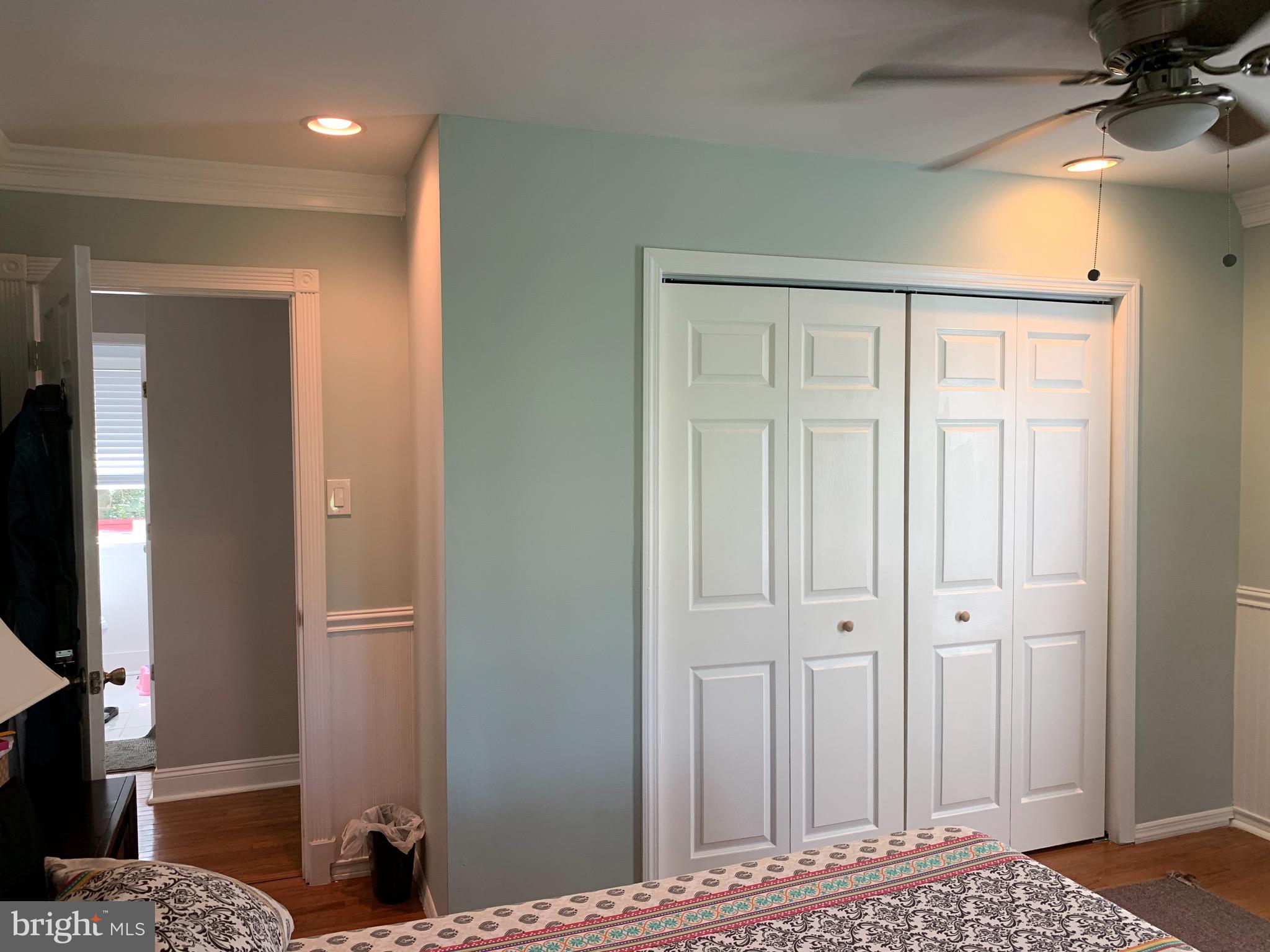 21084 Potomac View Road Sterling, VA 20164 - Photo 27 of 85 Main Level Bedroom 1