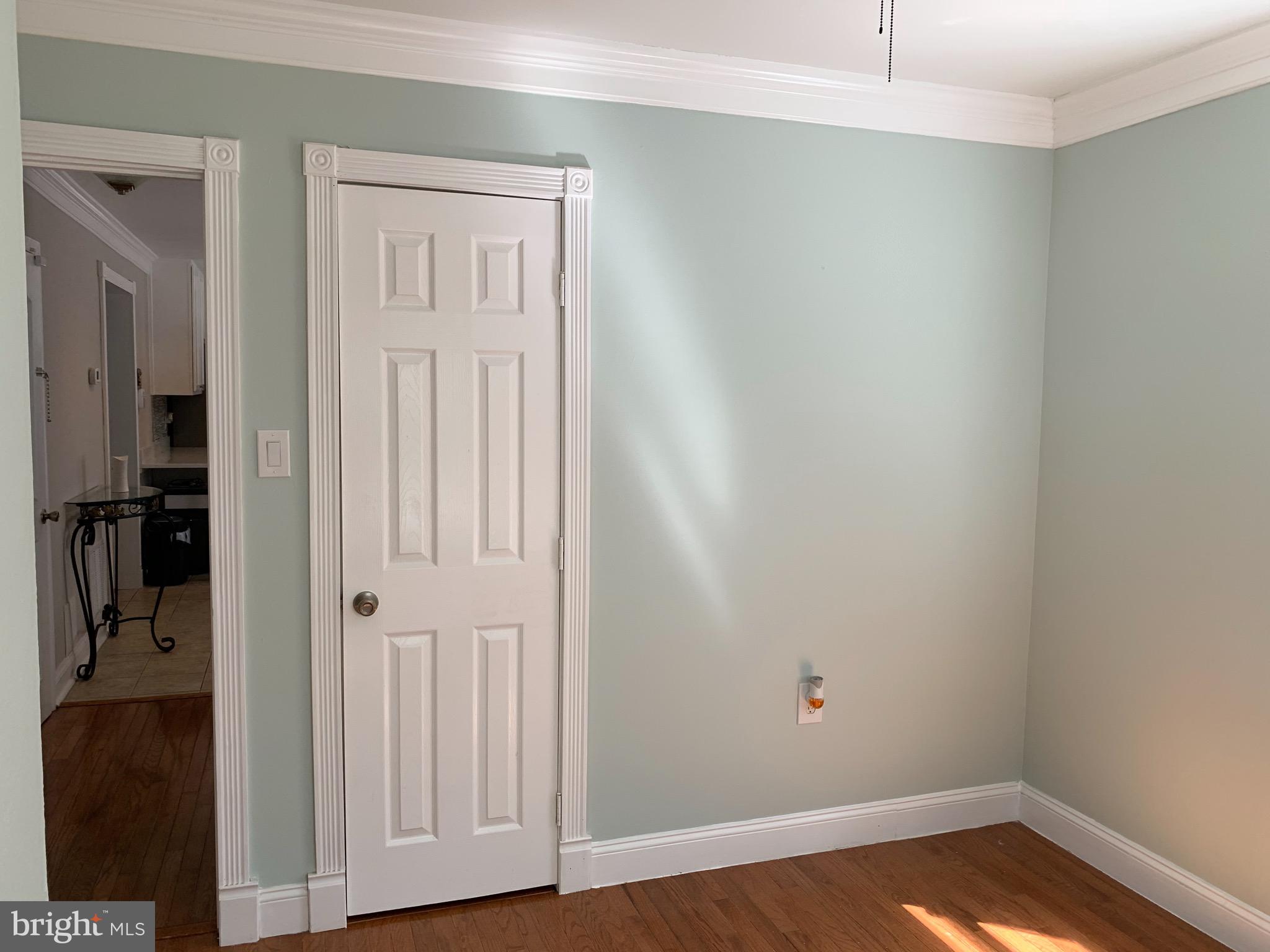 21084 Potomac View Road Sterling, VA 20164 - Photo 31 of 85 Main level bedroom 2