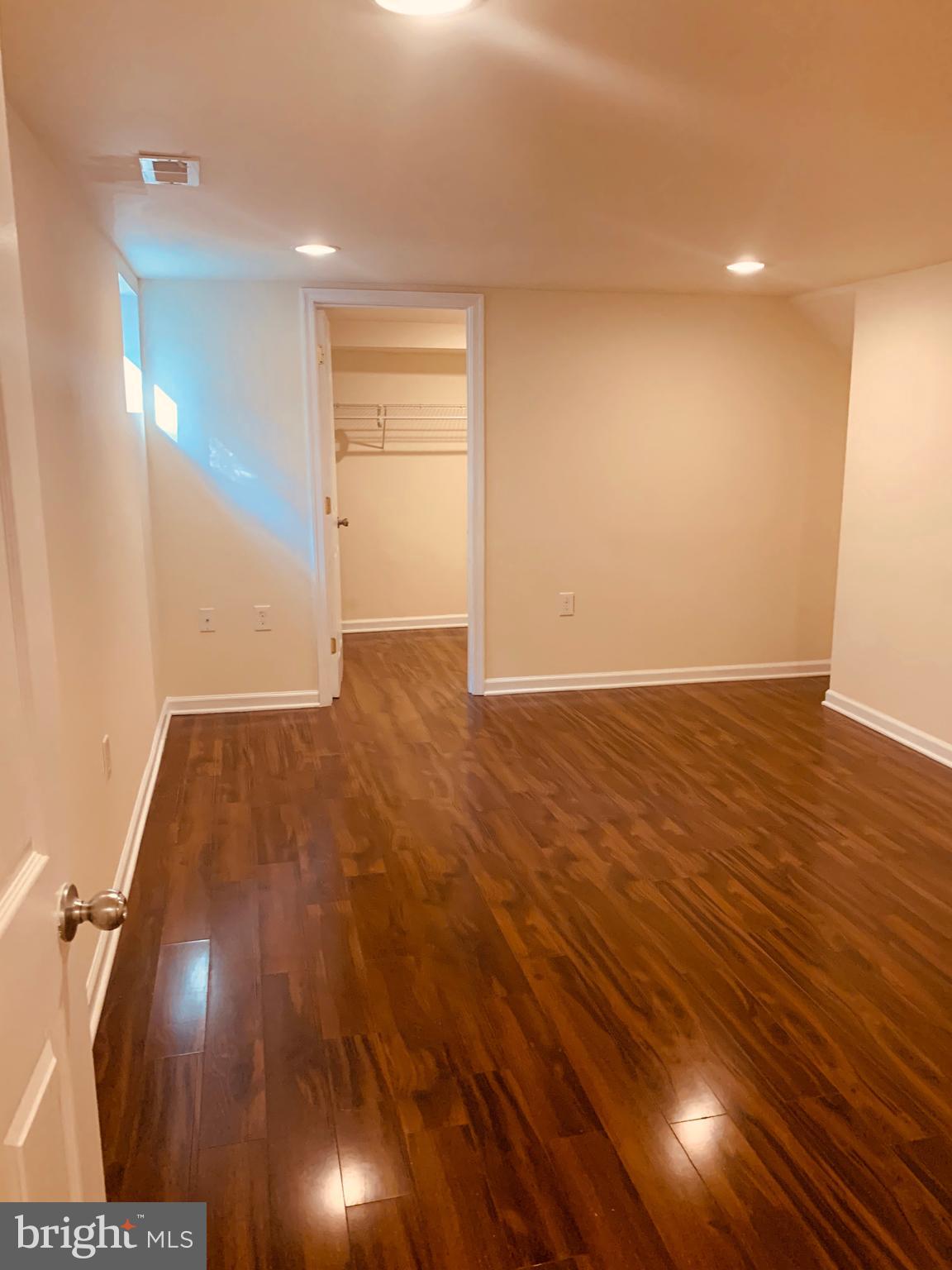 21084 Potomac View Road Sterling, VA 20164 - Photo 43 of 85