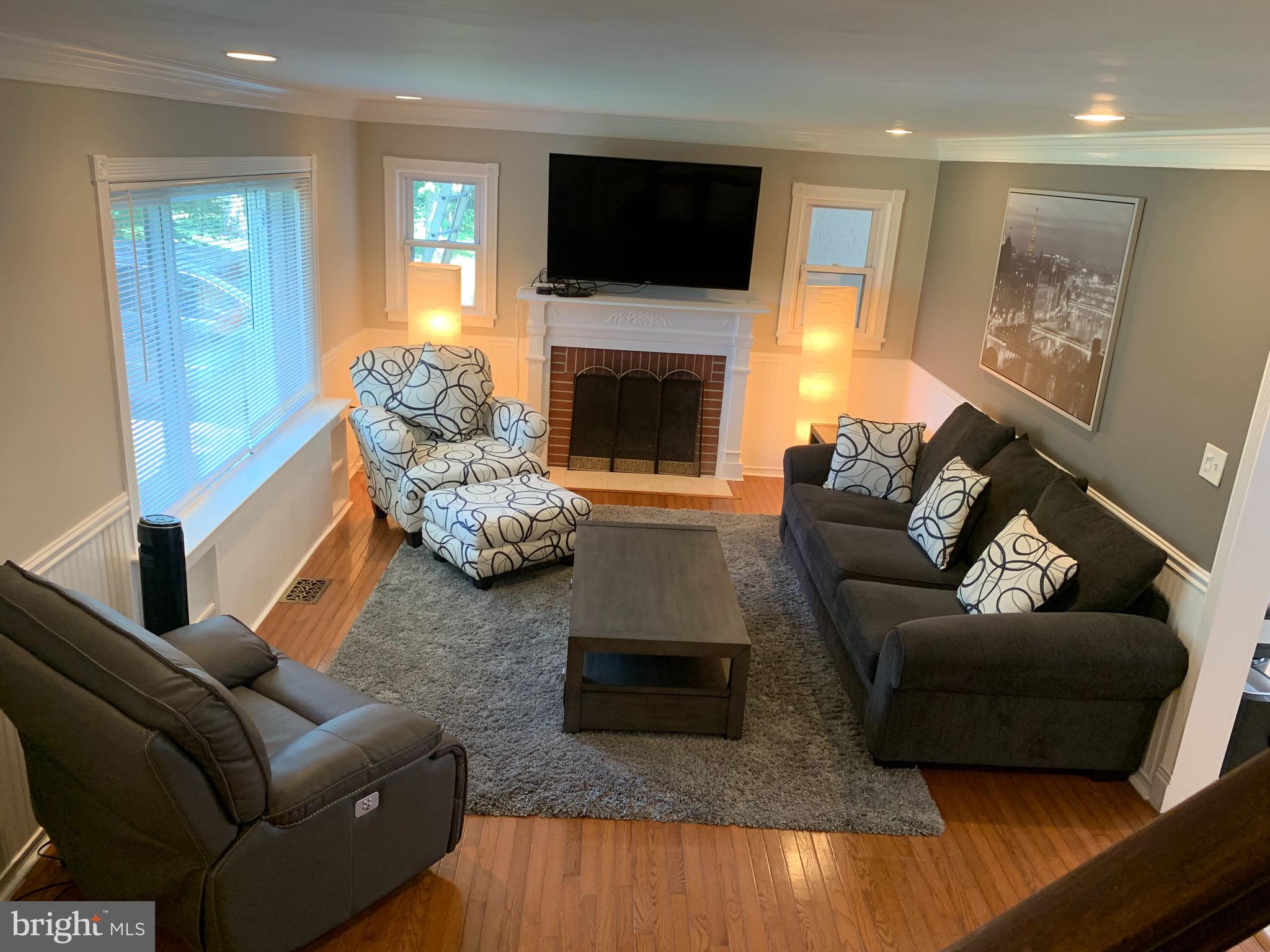 21084 Potomac View Road Sterling, VA 20164 - Photo 8 of 85