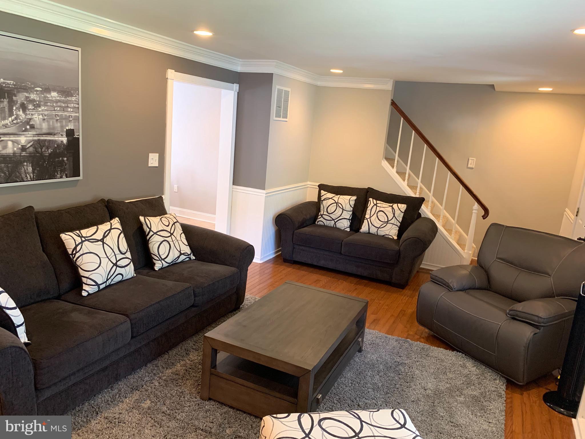 21084 Potomac View Road Sterling, VA 20164 - Photo 10 of 85
