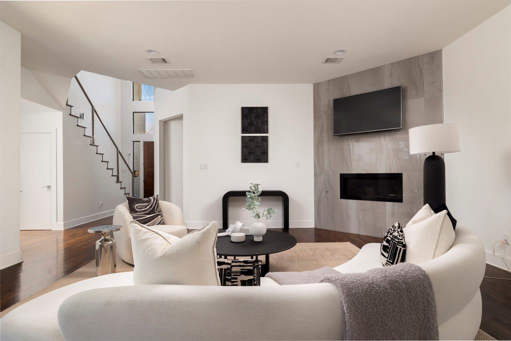 3922 Valley Ridge Road Dallas, TX 75220 - Photo 11 of 38