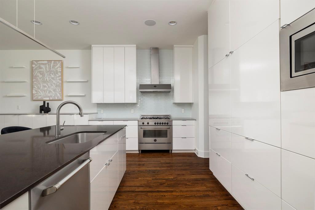 3922 Valley Ridge Road Dallas, TX 75220 - Photo 15 of 38