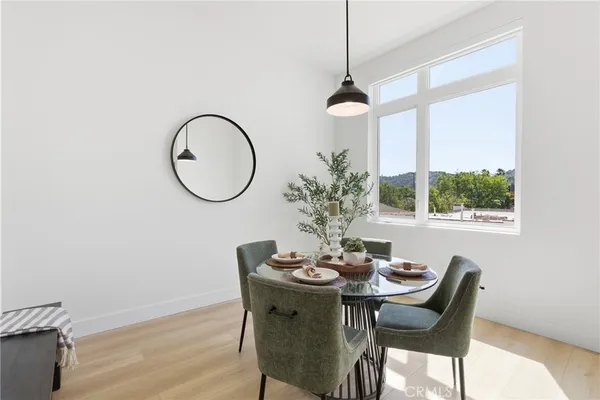 $6,295 | 12078 Guerin Street, Unit 407, Studio City, CA 91604