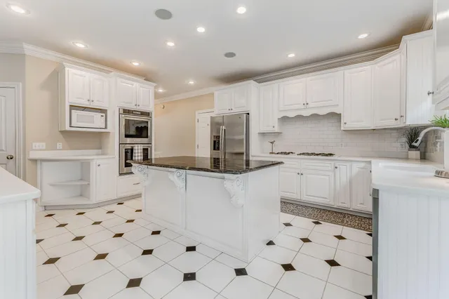 $645,000 | 309 Highland Pointe Drive, Cohutta, GA 30710