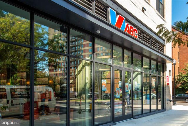 $715,000 | 621 North St Asaph Street, Unit 210, Alexandria, VA 22314