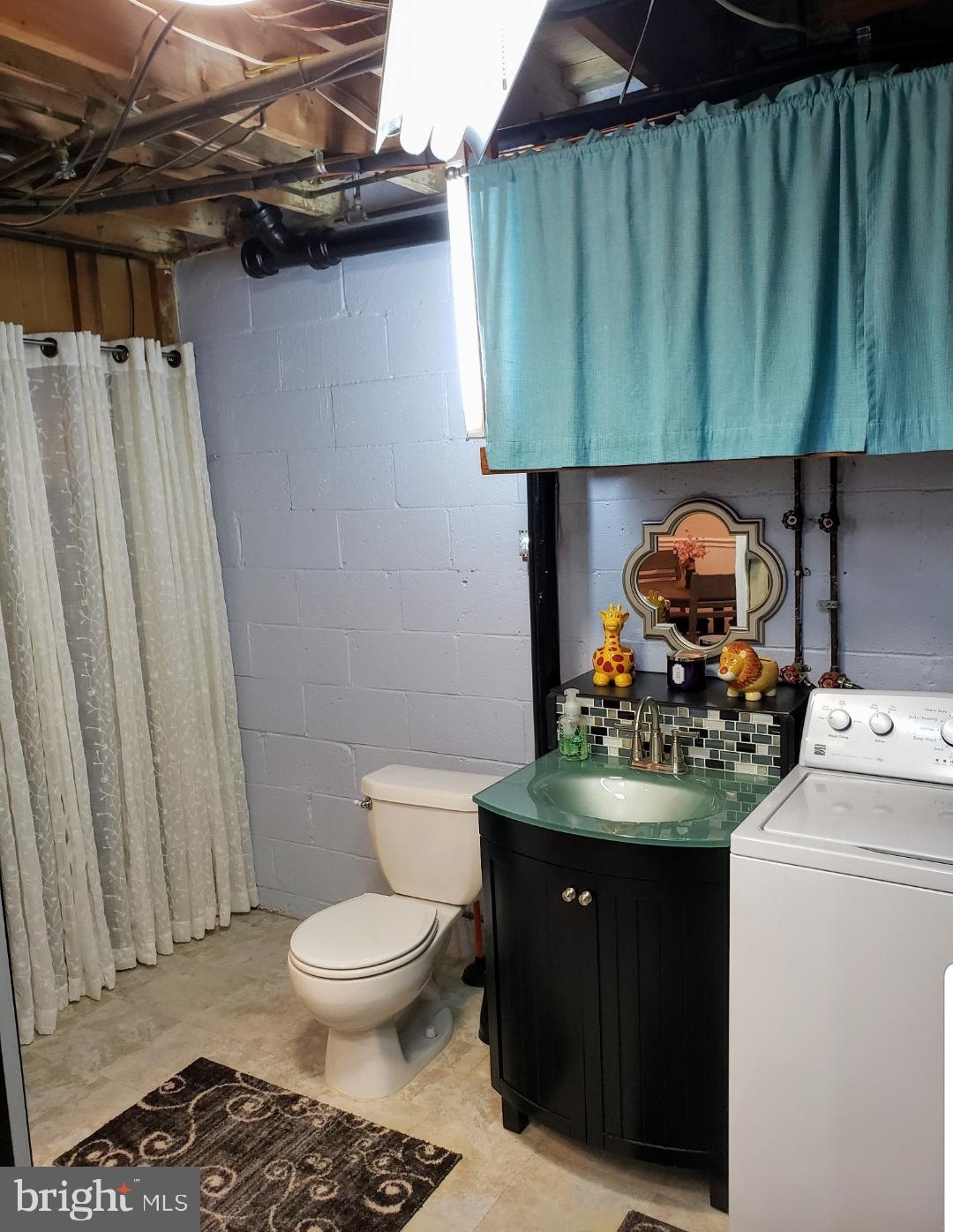 8189 Mid Haven Road Baltimore, MD 21222 - Photo 3 of 22 Lower level half bath