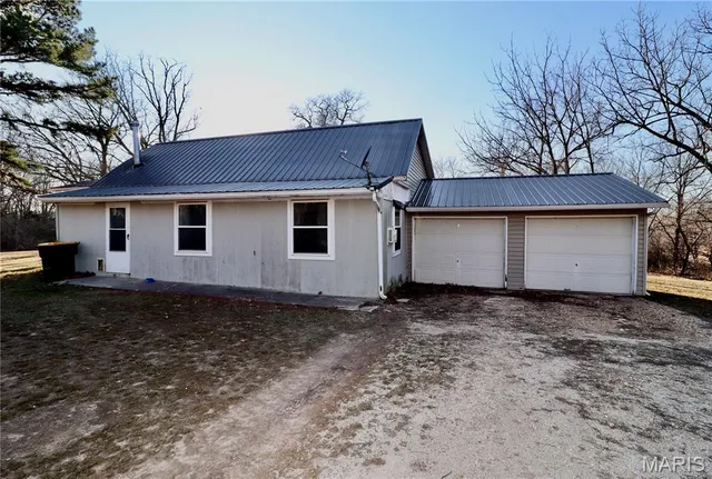 $265,000 | 19701 Universal Drive, Falcon, MO 65470