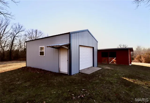$265,000 | 19701 Universal Drive, Falcon, MO 65470