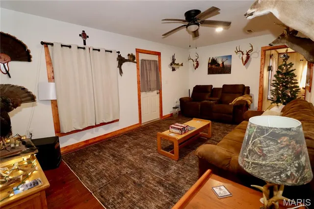 $265,000 | 19701 Universal Drive, Falcon, MO 65470