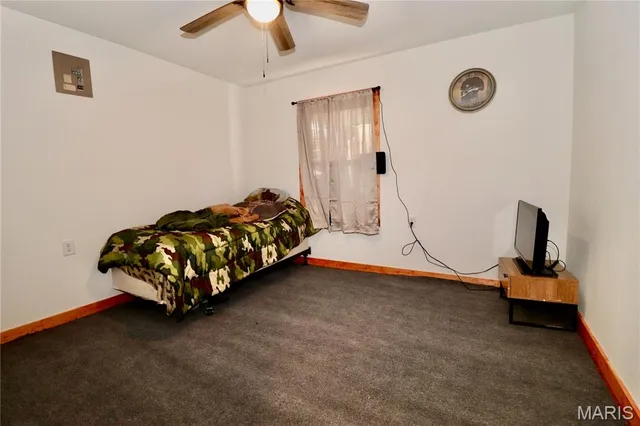 $265,000 | 19701 Universal Drive, Falcon, MO 65470