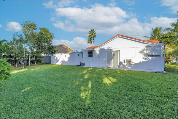 $4,800 | 3462 Harness Circle, Wellington, FL 33449