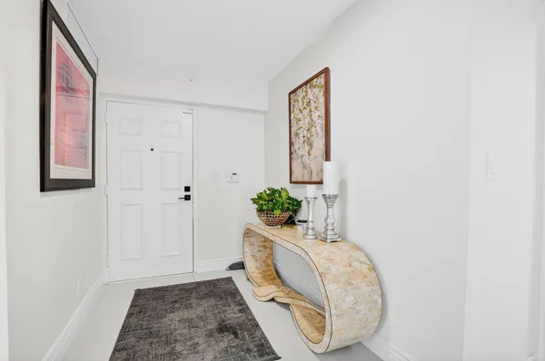 $850,000 | 7233 Promenade Drive, Unit 101, Boca Raton, FL 33433