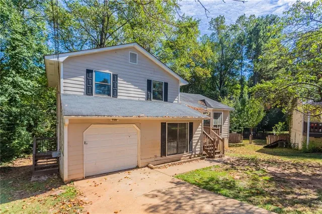 $149,900 | 6202 St Christophers Court, Lithonia, GA 30058