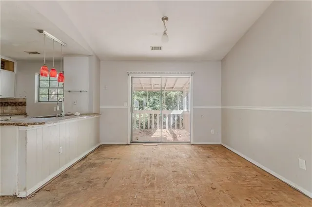 $149,900 | 6202 St Christophers Court, Lithonia, GA 30058