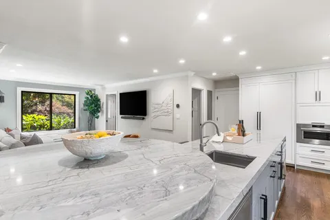 $4,200,000 | 15820 Bruce Court, Monte Sereno, CA 95030