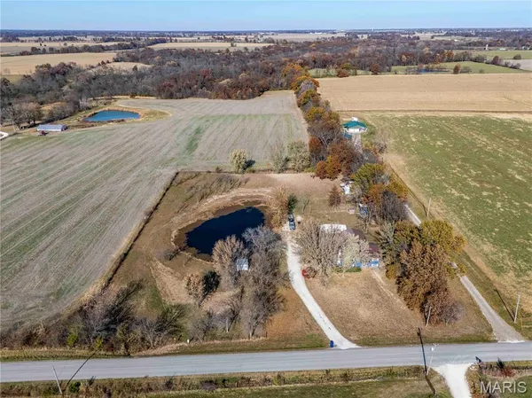 $340,000 | 12838 Pike 403, Bowling Green, MO 63334