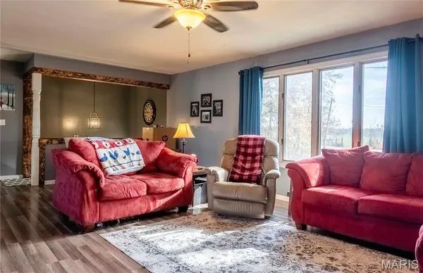 $340,000 | 12838 Pike 403, Bowling Green, MO 63334