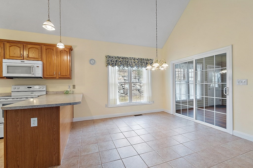 5 Arbor Road, Unit 5 Dracut, MA 01826 - Photo 16 of 35 Gallery Image 16