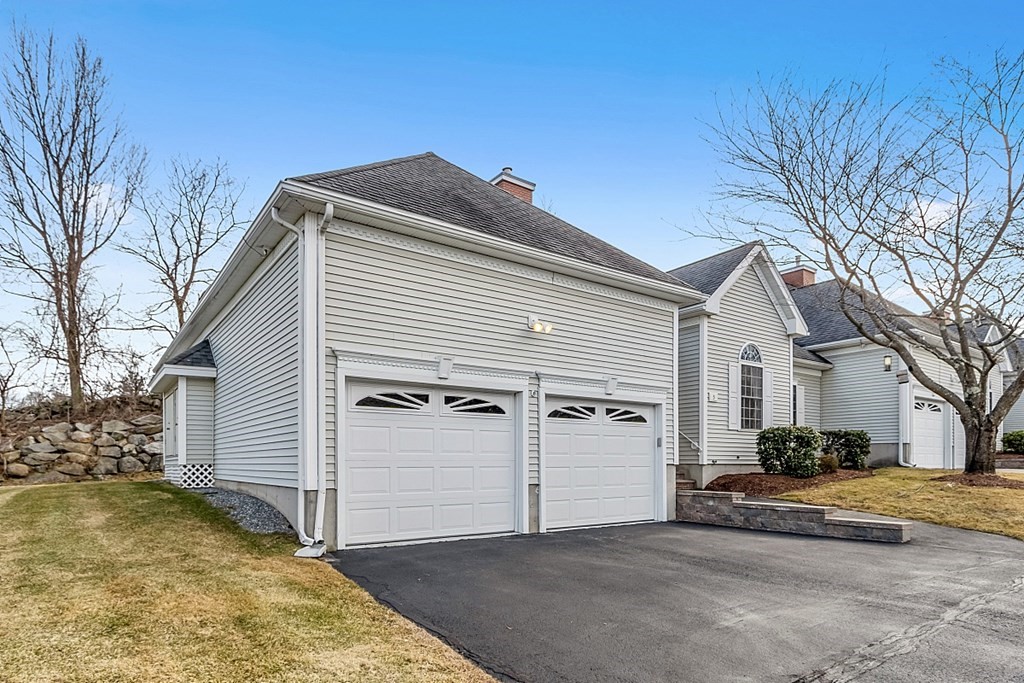 5 Arbor Road, Unit 5 Dracut, MA 01826 - Photo 2 of 35 Gallery Image 2