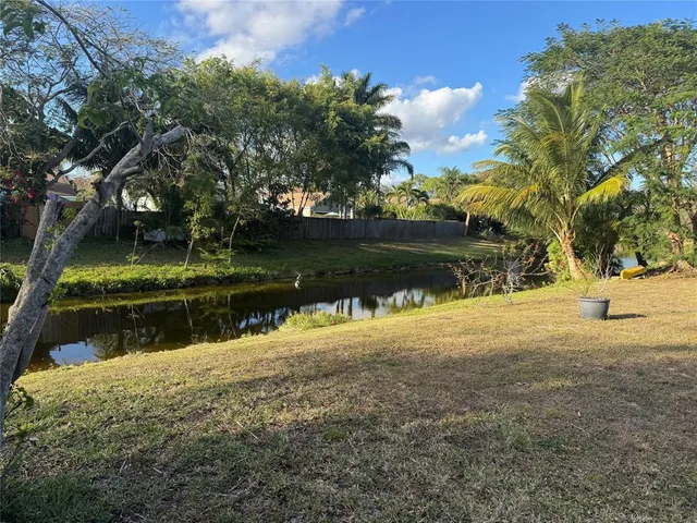 $2,800 | 12449 Guilford Way, Wellington, FL 33414